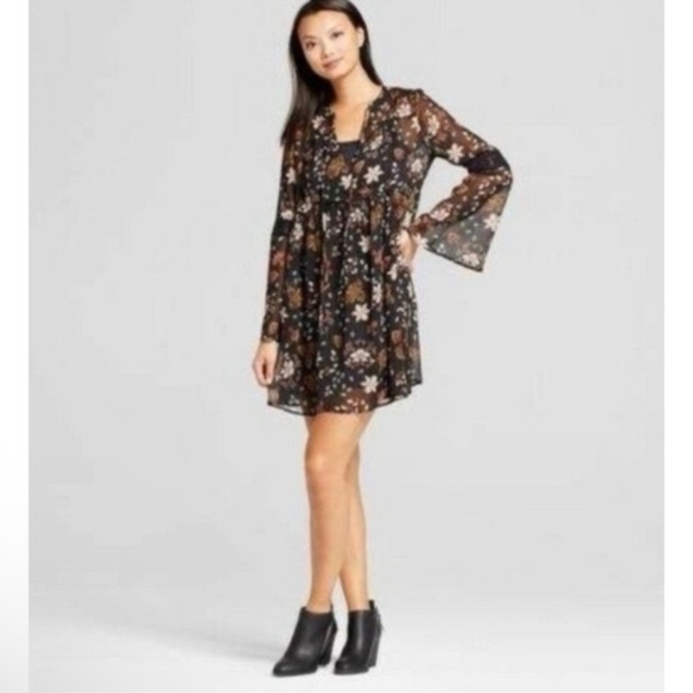 Knox Rose Black Floral Boho‎ Tunic Dress Bell Sleeve Semi Sheer V Neck XS Boho